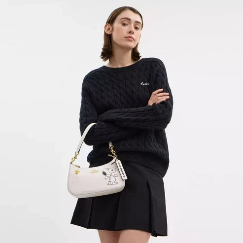 Peanuts Teri Snoopy Shoulder Bag