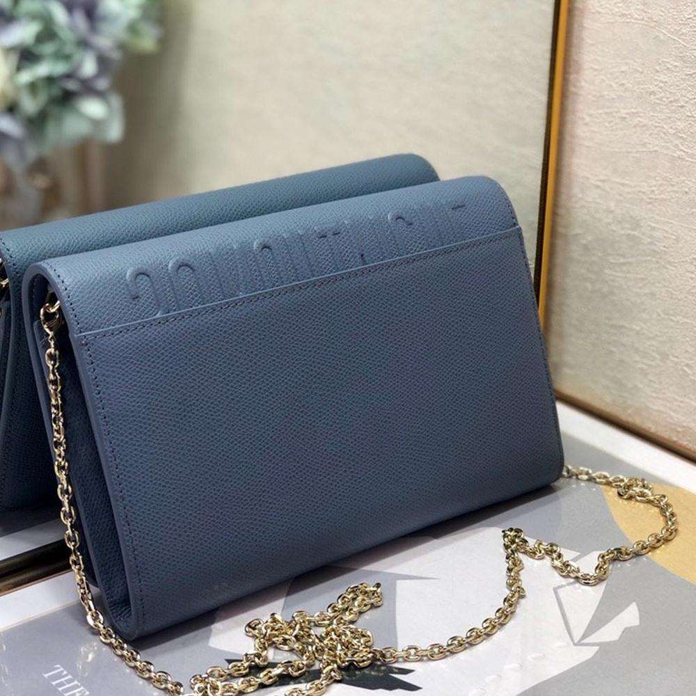 Dior 30 Montaigne Bag