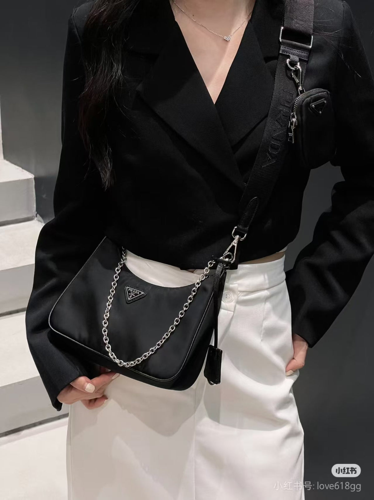 Prada Re-Edition 2005 Nylon Shoulder Bag – Black