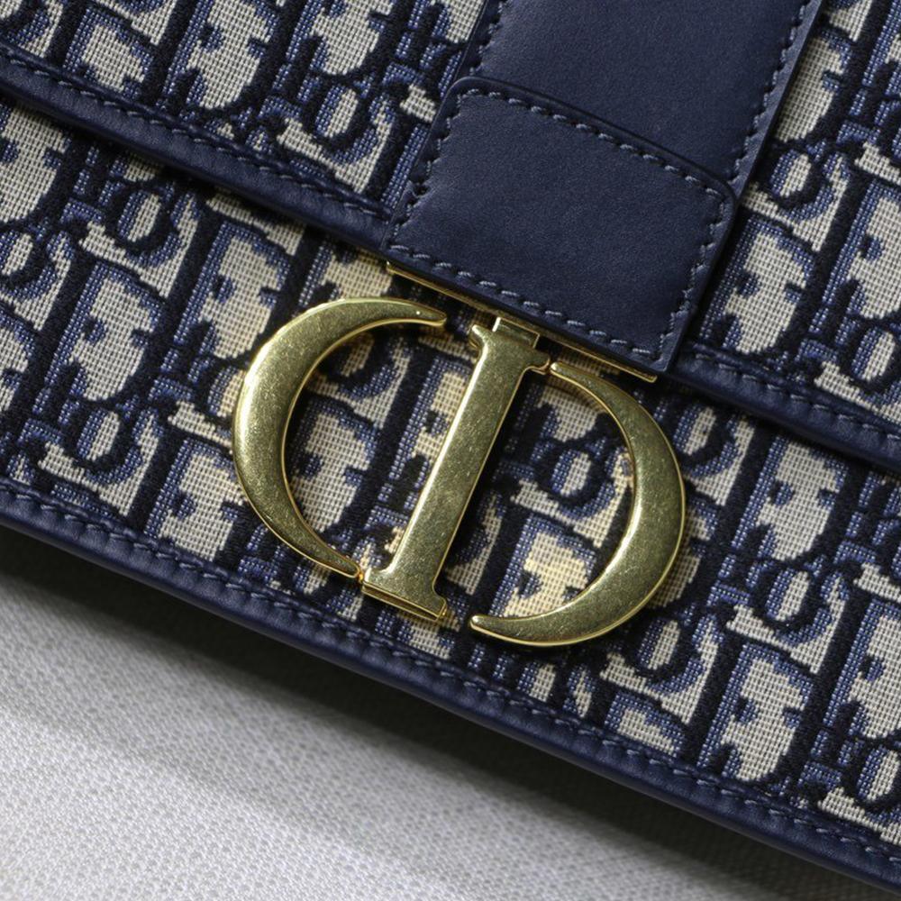 Dior 30 Montaigne Bag