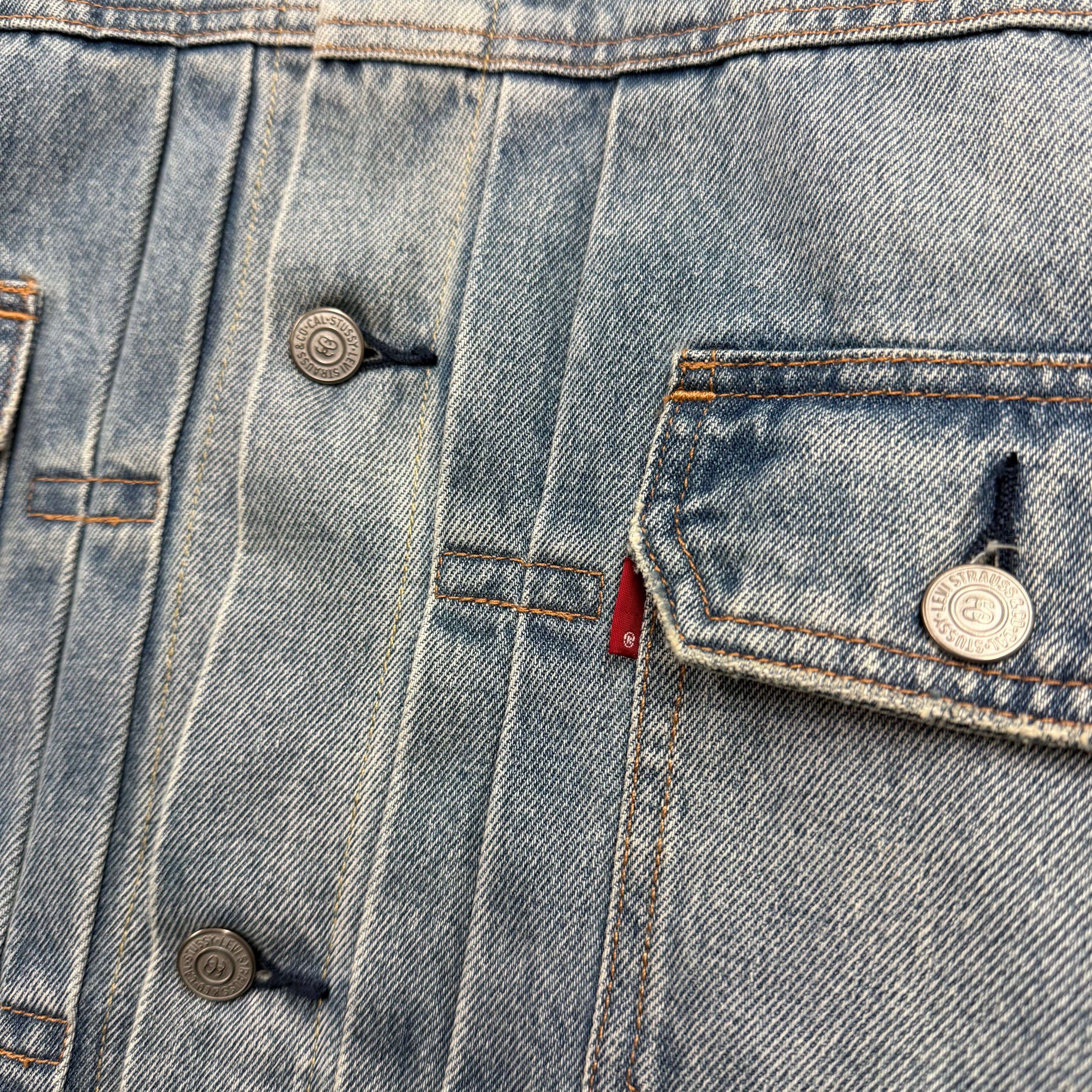 Stussy x Levi’s embossed praglad trucker jacket / Large