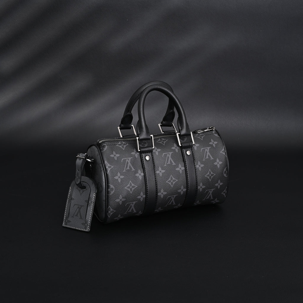 Louis Vuitton Keepall Bandoulière 50 – Monogram Eclipse Canvas