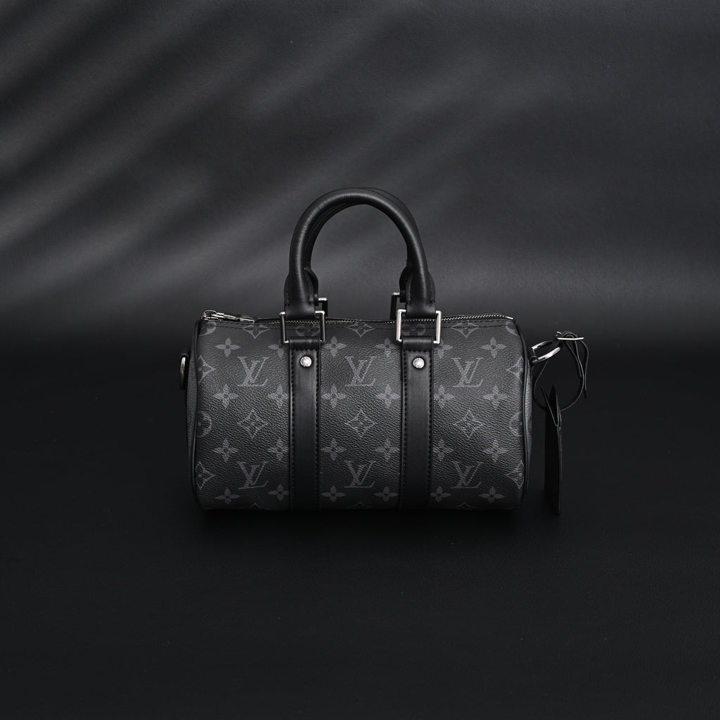 Louis Vuitton Keepall Bandoulière 50 – Monogram Eclipse Canvas