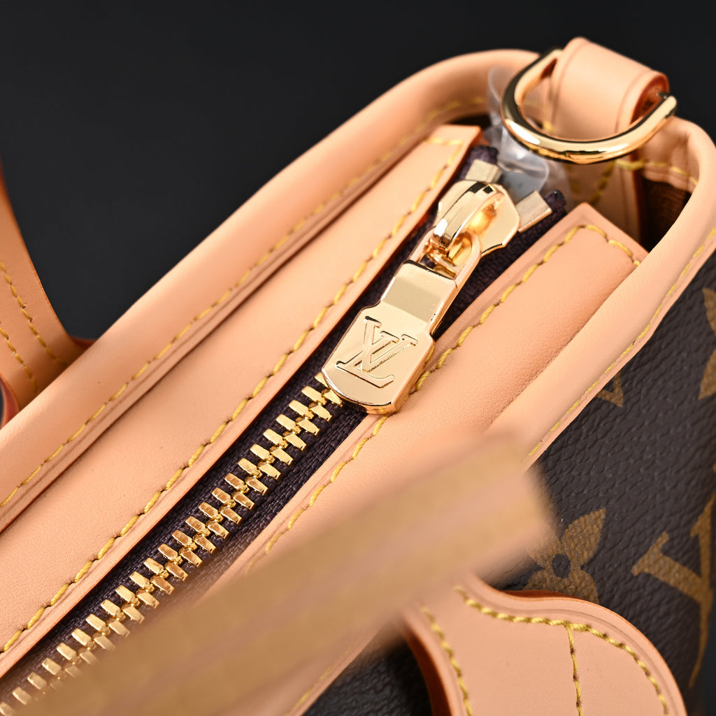Louis Vuitton NeoNoe BB Bucket Bag – Monogram Canvas with Removable Coin Purse