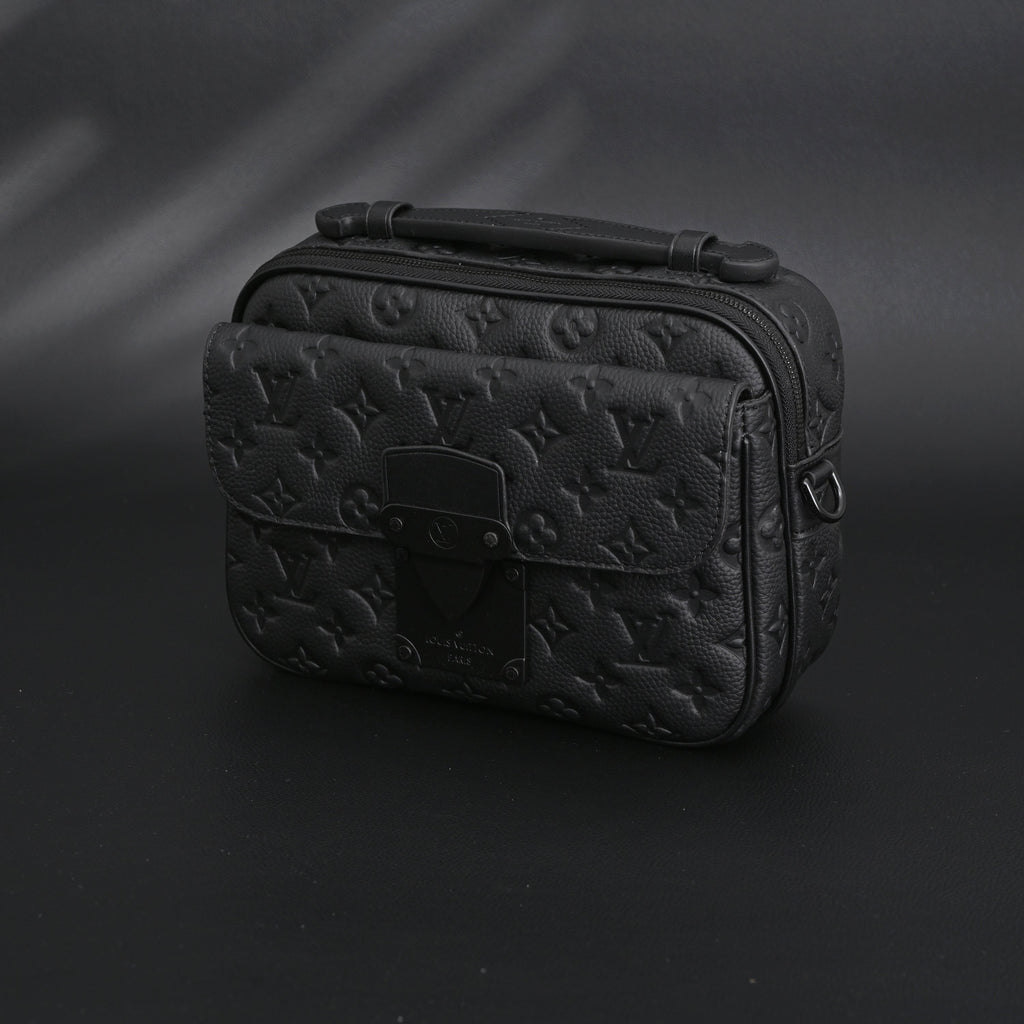 Louis Vuitton Capucines BB Top Handle Bag – Black Taurillon Leather
