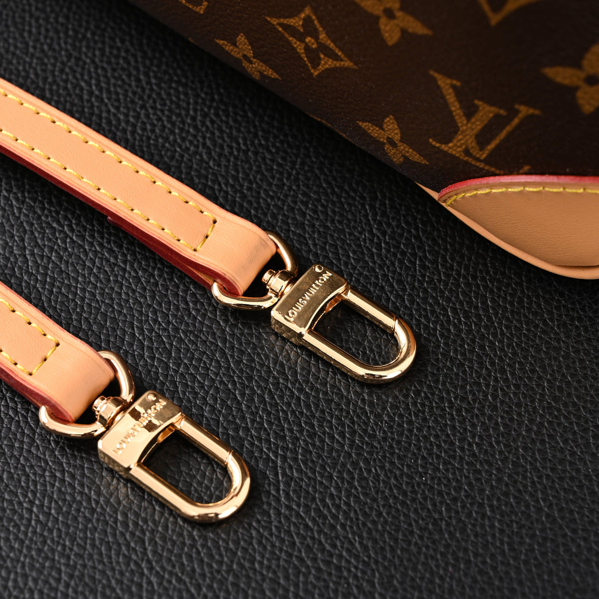 Louis Vuitton Monogram Canvas Graceful MM Shoulder Bag