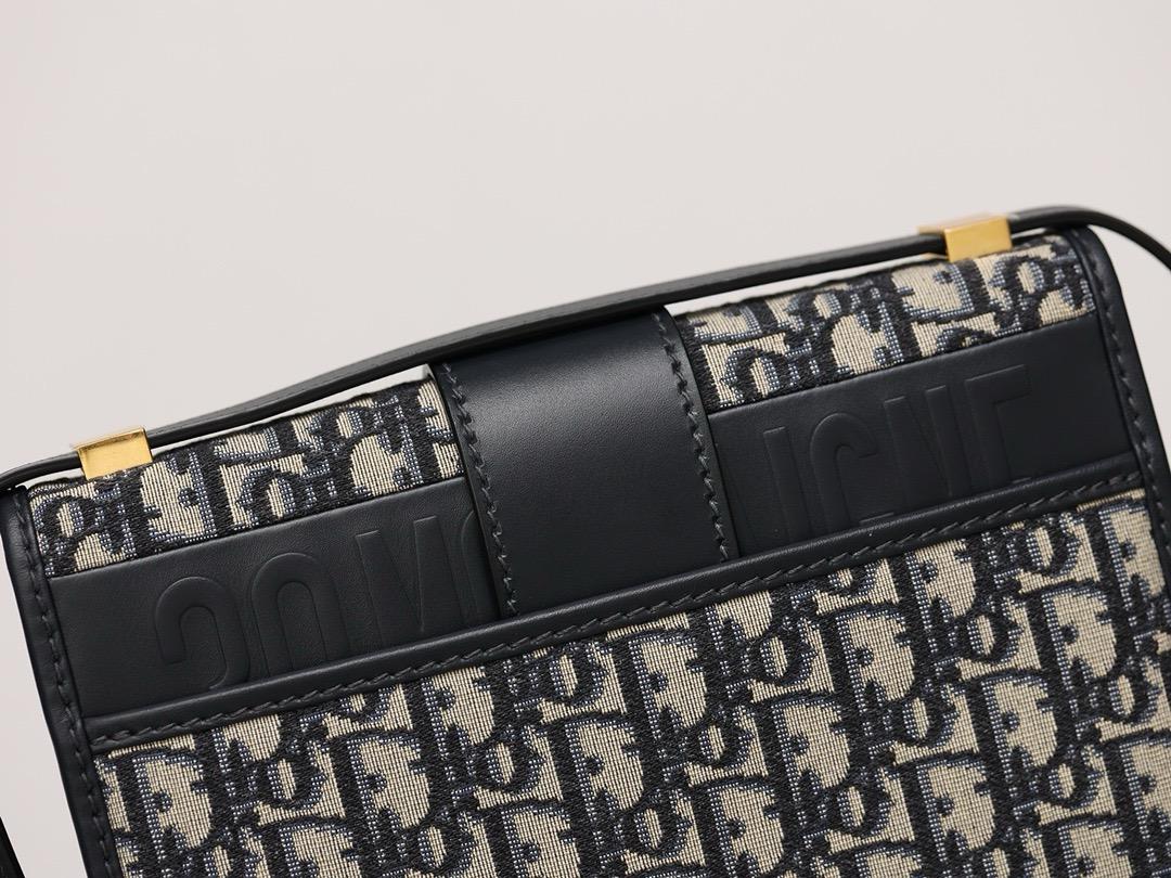 Dior 30 Montaigne Bag Oblique Blue Jacquard