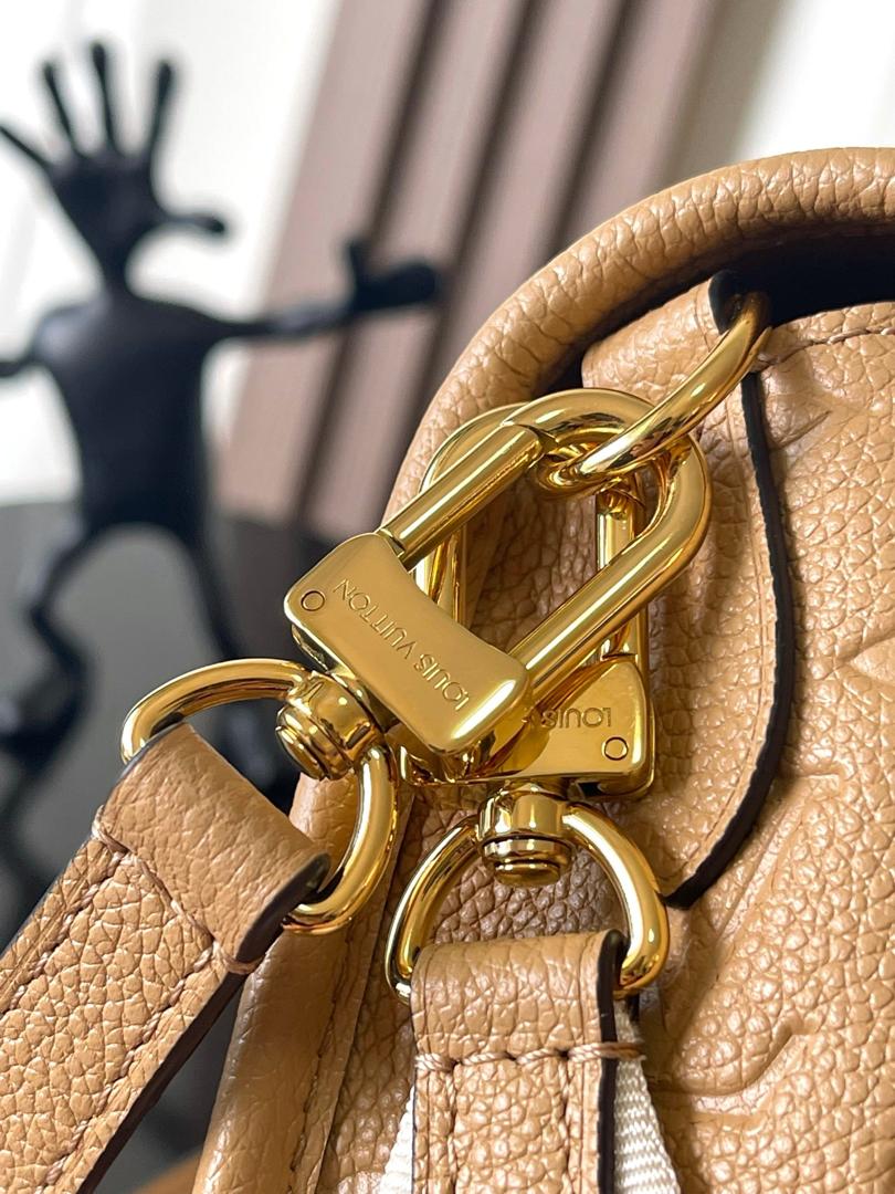 Louis Vuitton Diane Monogram Empreinte Arizona