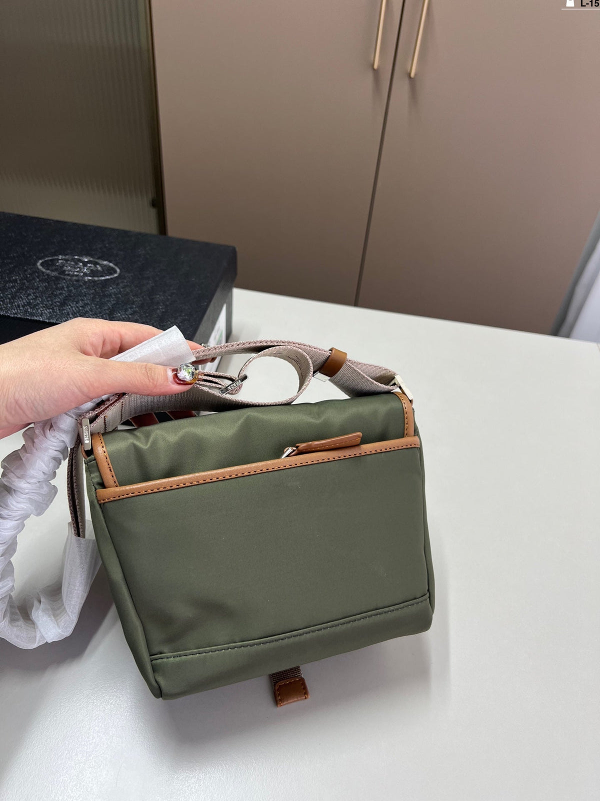 Prada Vintage Messenger Bag Crossbody 16x15cm