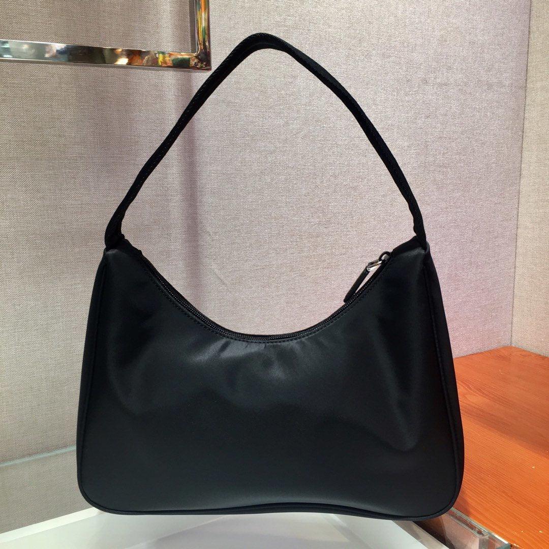 Re-Edition 2000 Nylon Mini Bag